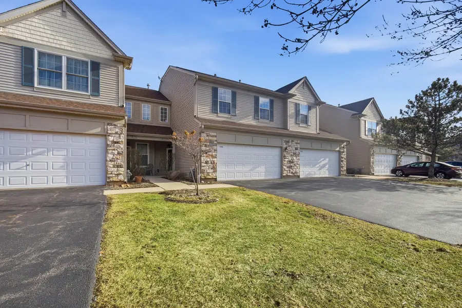 1095 Ellsworth Drive, Grayslake, IL 60030 - Image #2