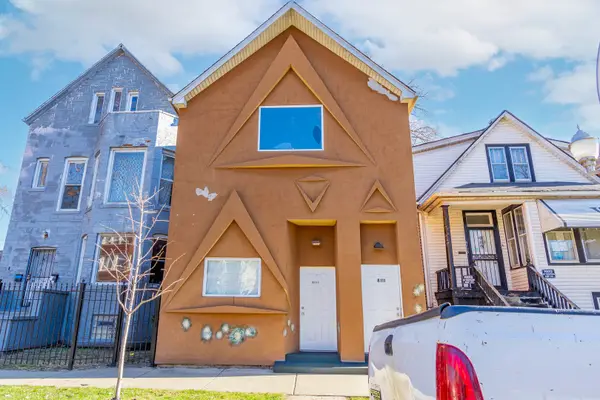 8111 S Muskegon Avenue, Chicago, IL 60617