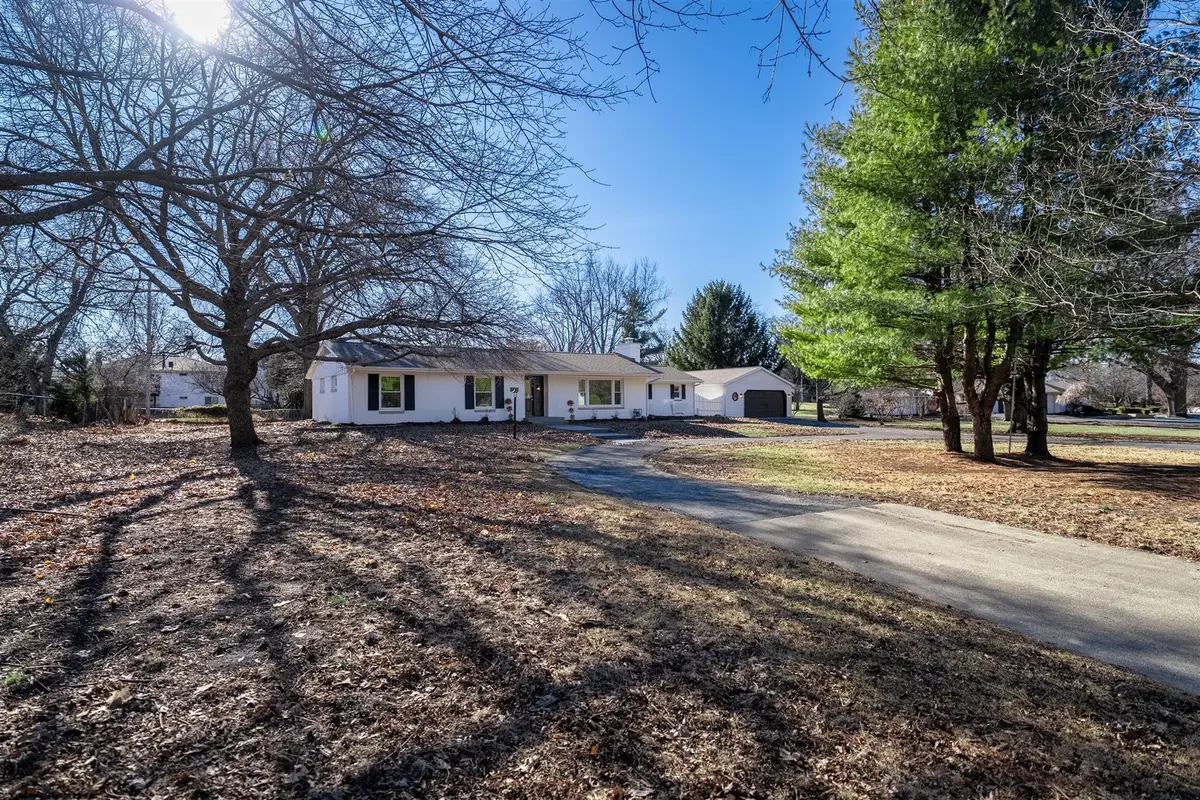 3009 E Oakland Avenue, Bloomington, IL 61704 - Image #1