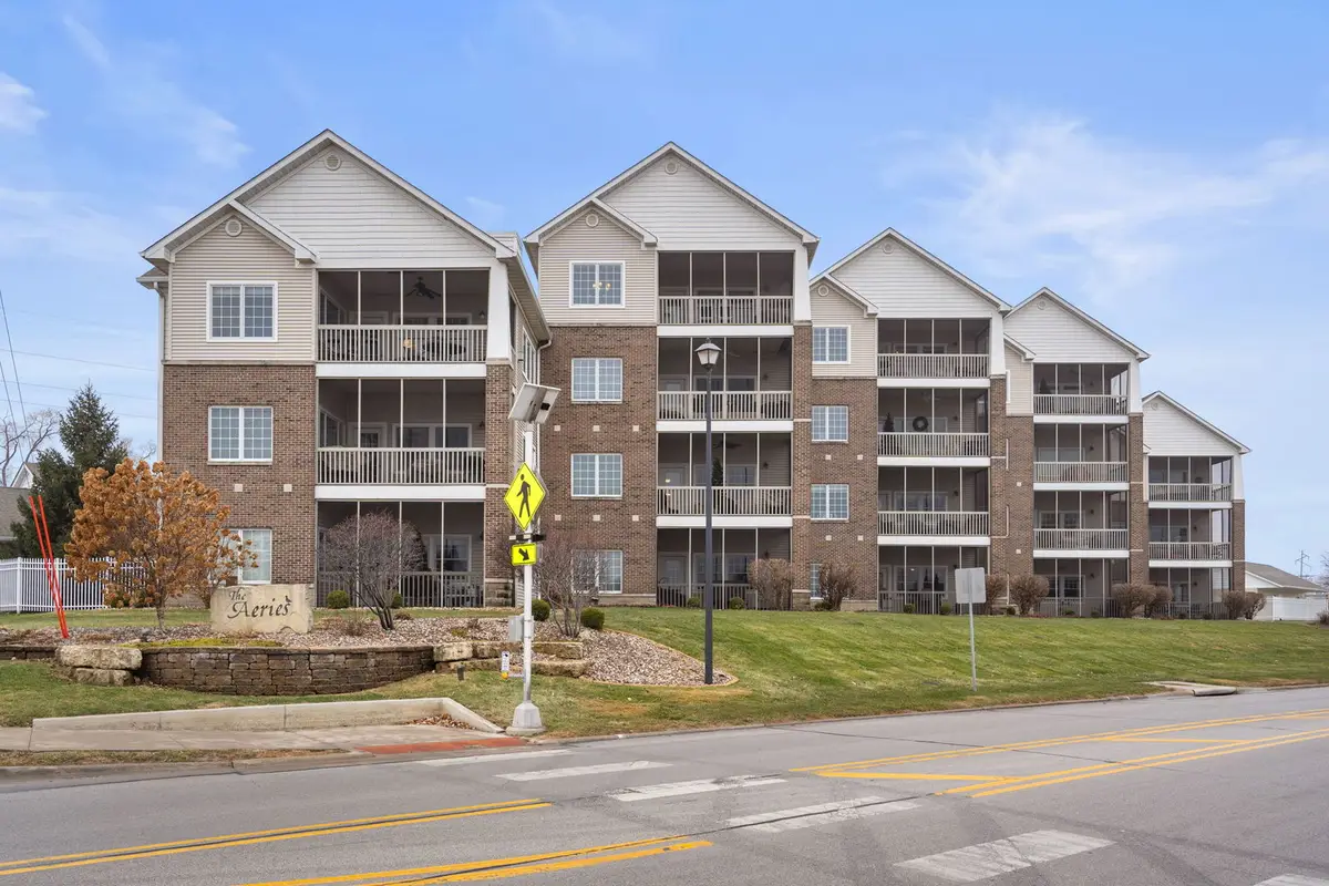 4036 River Drive #4036, Moline, IL 61265 - Image #1