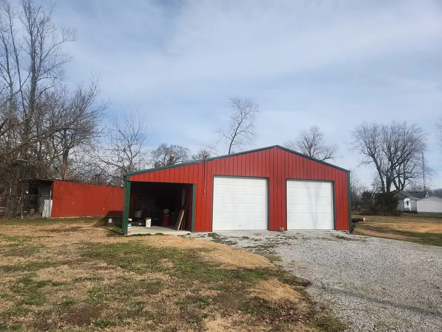 1024 N Hickory Street, Saint Johns, IL 62832 - #2