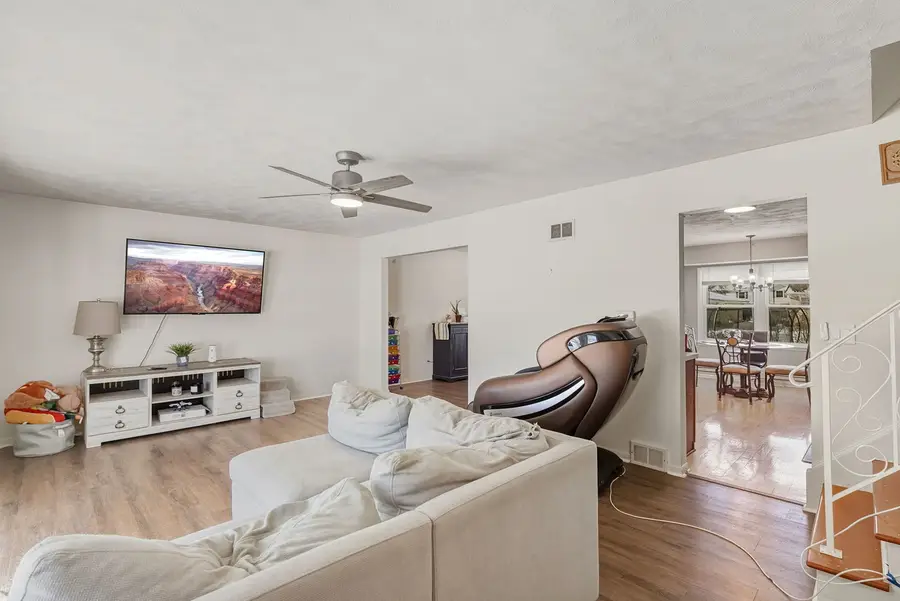 2522 N Brighton Place, Arlington Heights, IL 60004 - #3