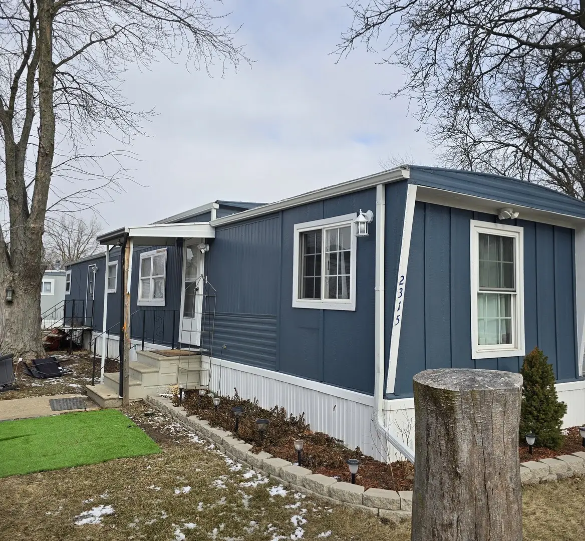 2315 Hickory Lane, Sycamore, IL 60178 - Image #1