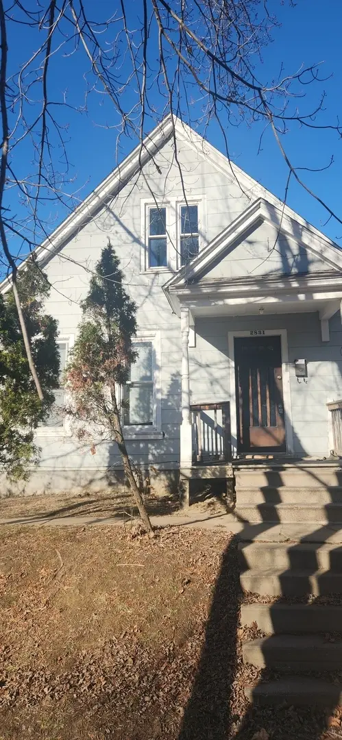 2831 8th Avenue, Rock Island, IL 61201