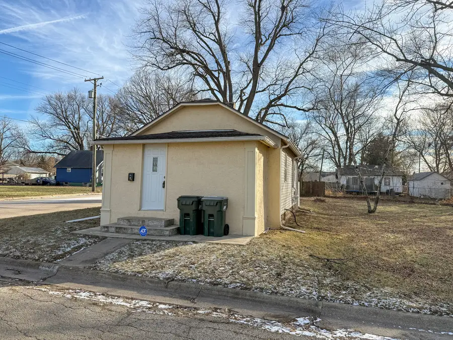 1001 W 9th Street, Sterling, IL 61081 - Image #3