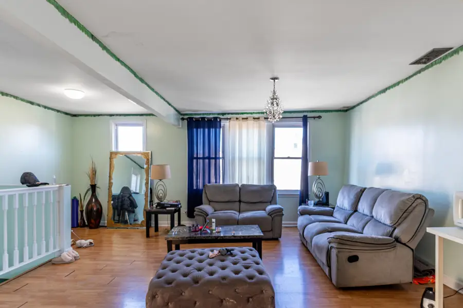 5230 S Justine Street, Chicago, IL 60609 - Image #2
