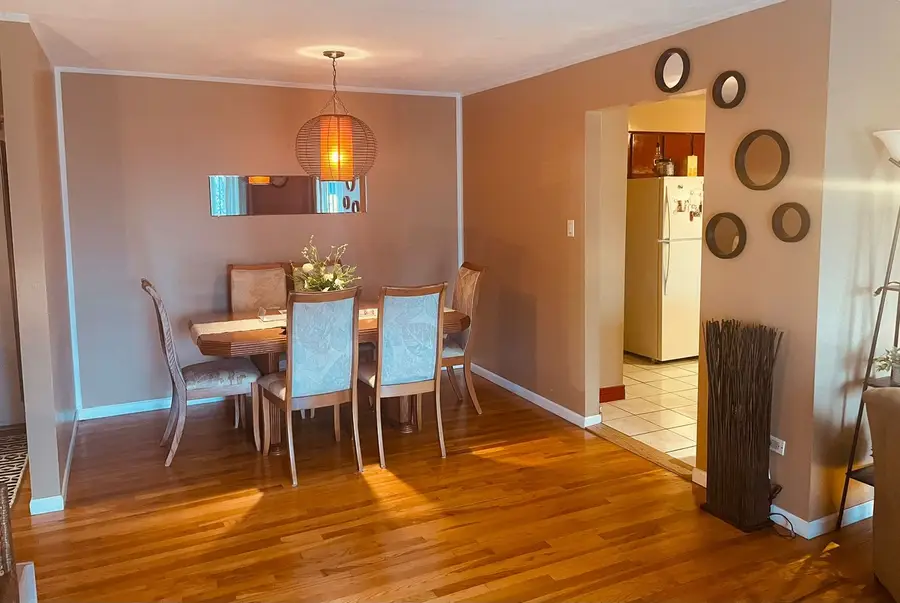 8816 N Western Avenue #2F, Des Plaines, IL 60016 - Image #2