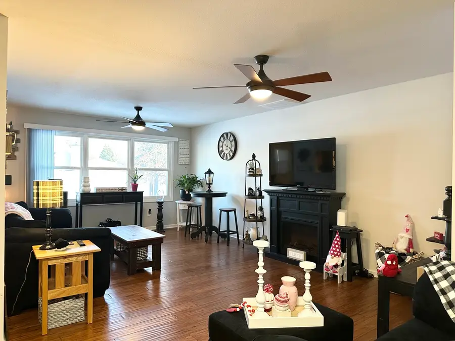 490 Meadows Road N, Bourbonnais, IL 60914 - Image #2