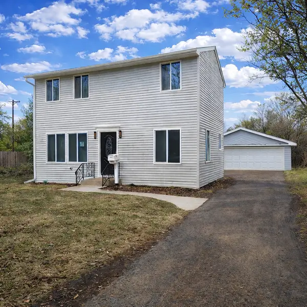 628 Mohawk Drive, Round Lake Heights, IL 60073