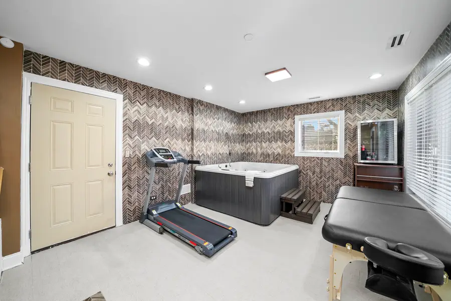 1192 Clarence Avenue #1, Oak Park, IL 60304 - Image #2