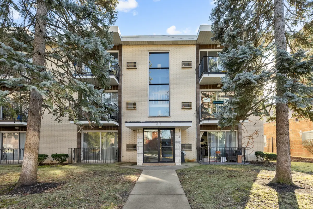 1347 Perry Street #4, Des Plaines, IL 60016 - Image #1