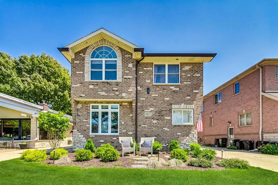 1807 N 79th Avenue, Elmwood Park, IL 60707 - Image #2