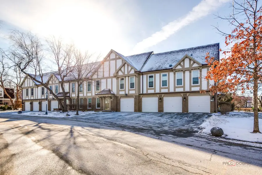 737 Garfield Avenue #B, Libertyville, IL 60048 - Image #2