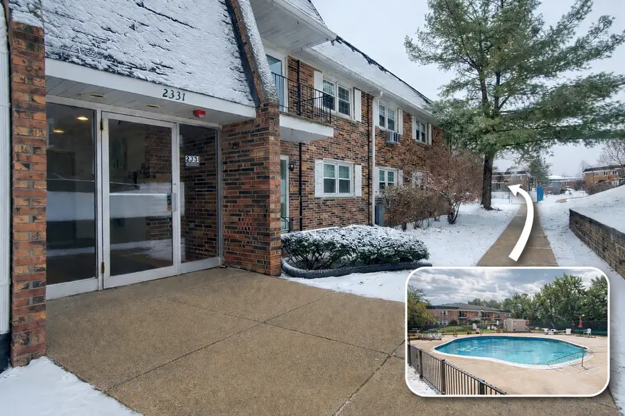 2331 Ogden Avenue #4, Downers Grove, IL 60515 - Image #2