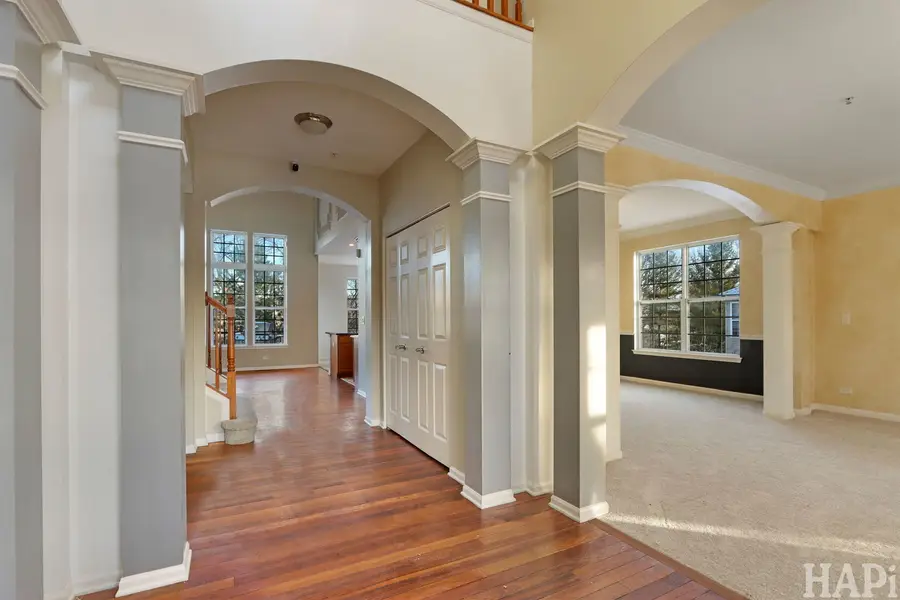 1385 Caribou Lane, Hoffman Estates, IL 60192 - #2