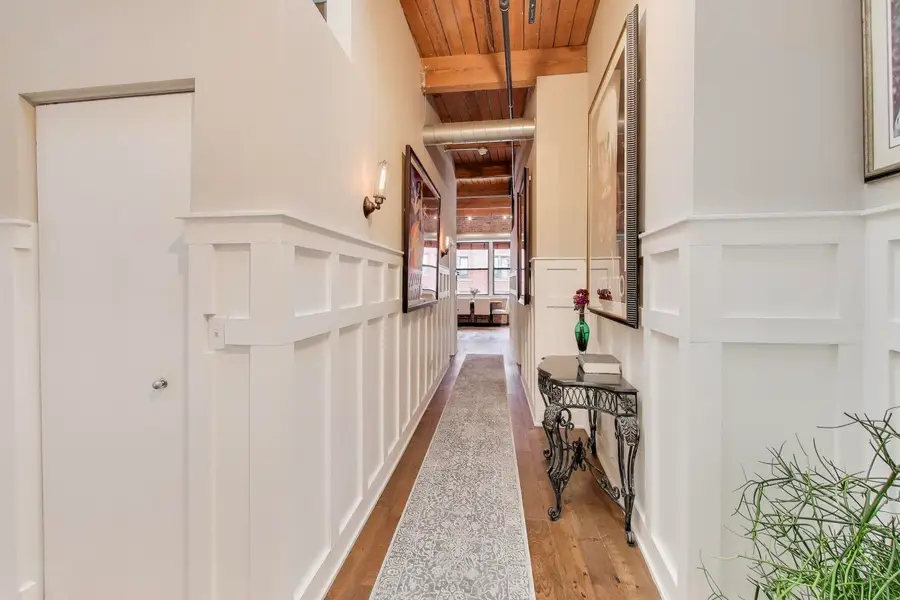 420 W Ontario Street #404, Chicago, IL 60654 - Image #2