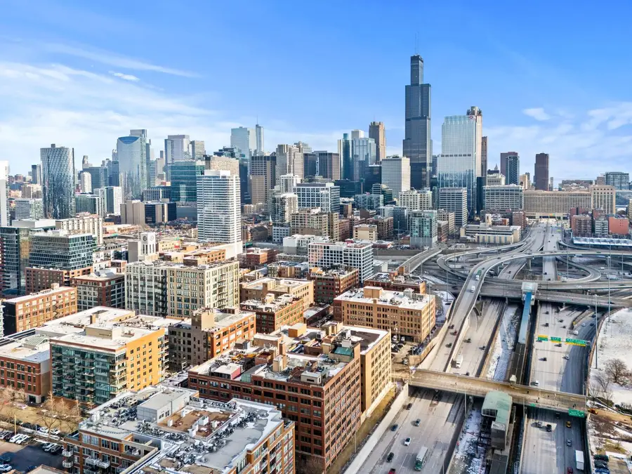 913 W Van Buren Street #4A, Chicago, IL 60607 - #3