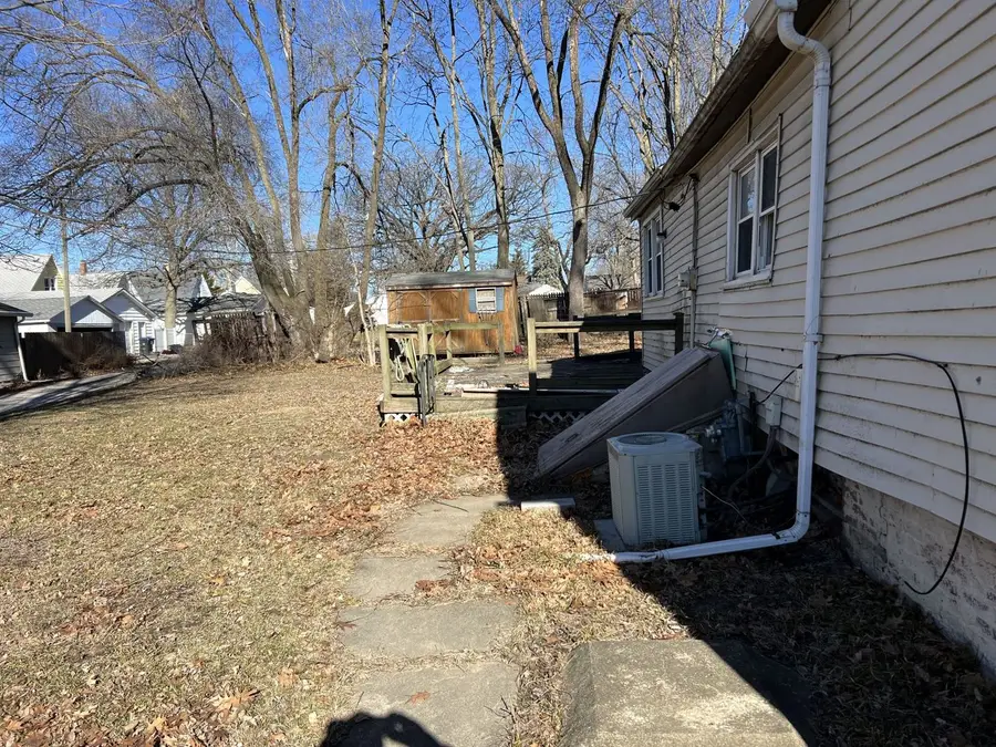 405 W Bissell Street, Bloomington, IL 61701 - Image #3