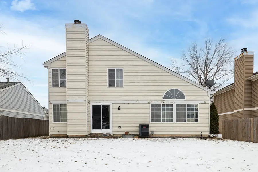 475 Bourbon Lane, Naperville, IL 60565 - Image #2