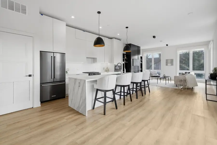 Address Withheld By Seller, Chicago, IL 60641 - Image #3