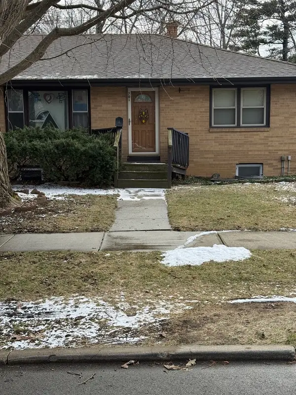 701 W Vine Street, Champaign, IL 61820