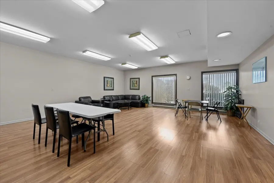 1795 Lake Cook Road #207, Highland Park, IL 60035 - Image #3