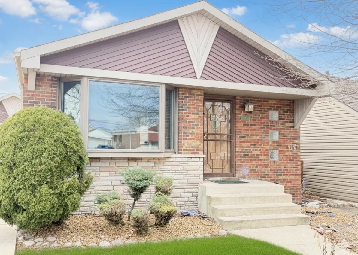 8169 S Tripp Avenue, Chicago, IL 60652 - Image #1
