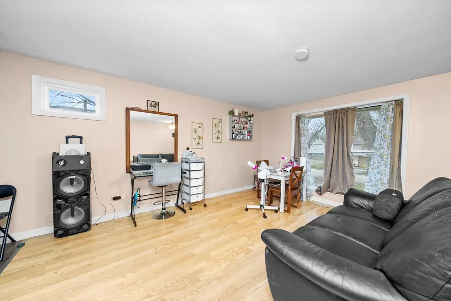 350 E Tulip Drive, Glenwood, IL 60425 - Image #2