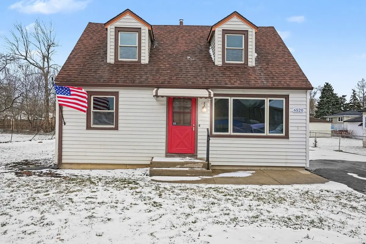 6520 W 82nd Street, Burbank, IL 60459 - Image #1