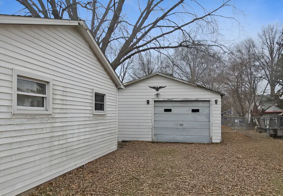 Address Withheld By Seller, Danville, IL 61832 - #3