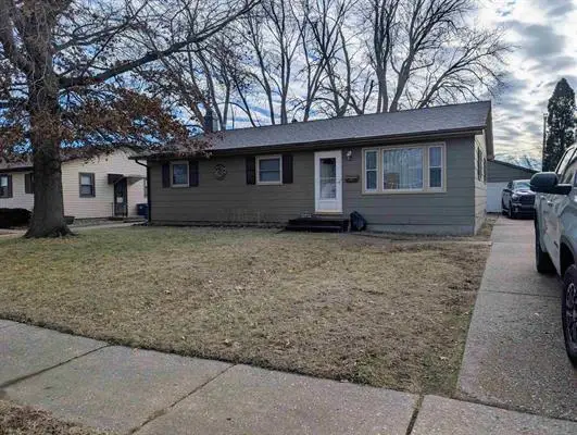 2121 W 34th Street, Davenport, IA 52806 - Image #1