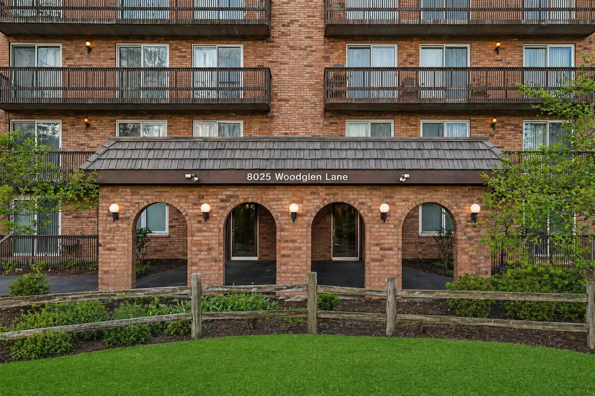 8025 Woodglen Lane #309, Downers Grove, IL 60516 - #1