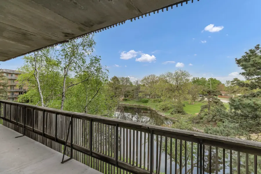 8025 Woodglen Lane #309, Downers Grove, IL 60516 - #2