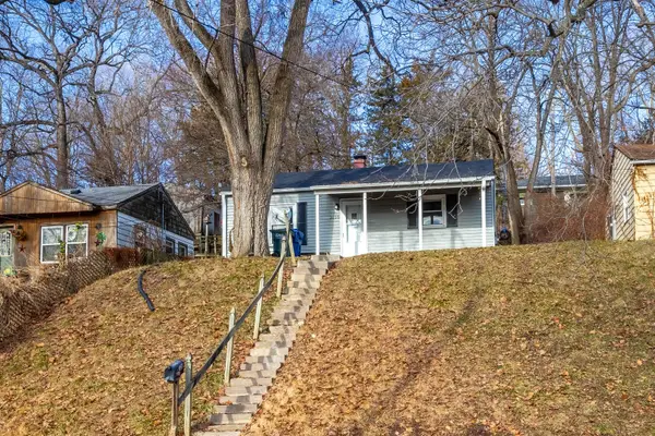 3128 Indian Road, Davenport, IA 52802