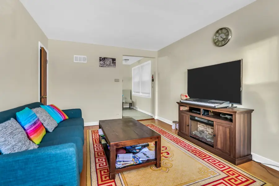 4956 Louise Street, Skokie, IL 60077 - Image #3