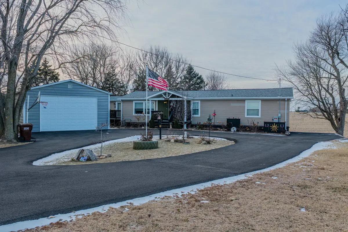 2728 W Brooklyn Road, Compton, IL 61318 - #1