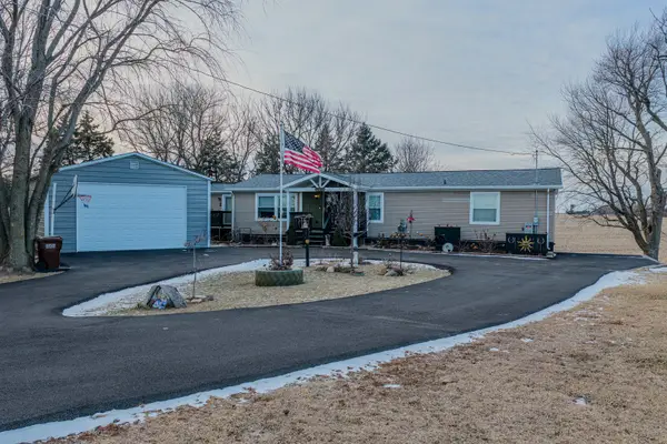 2728 W Brooklyn Road, Compton, IL 61318