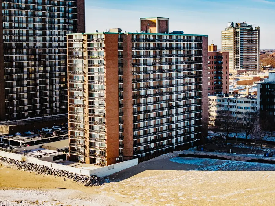 5901 N Sheridan Road #14H, Chicago, IL 60660 - Image #3