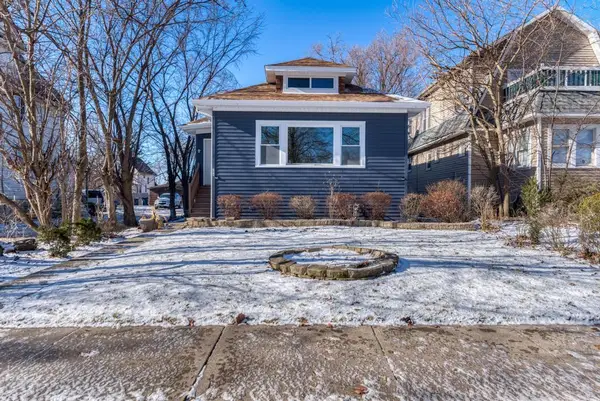 204 S 16th Avenue, Maywood, IL 60153