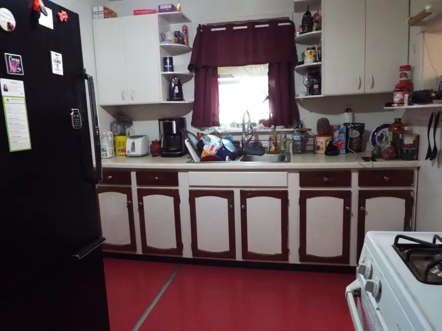 1604 Dillon Avenue, Sterling, IL 61081 - Image #3