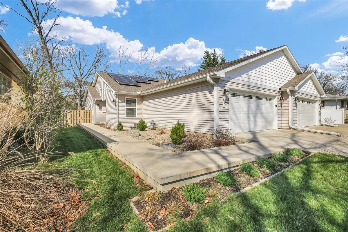604 E Harding Drive #A, Urbana, IL 61801 - #1