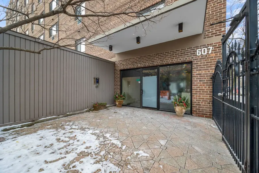 607 W Wrightwood Avenue #407, Chicago, IL 60614 - #2