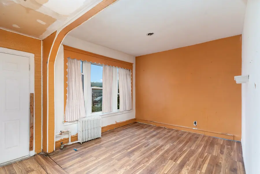 5239 S Ingleside Avenue, Chicago, IL 60615 - Image #2