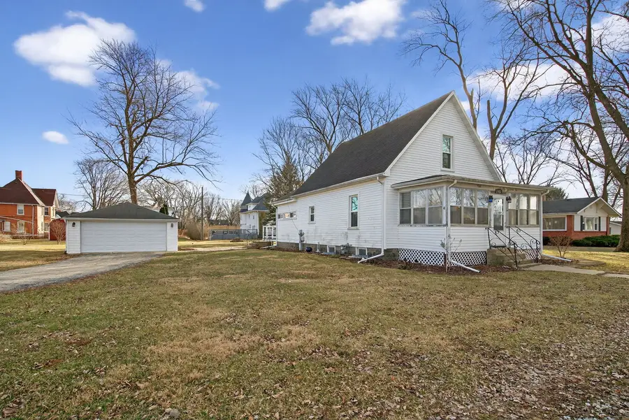 402 8th Street, Mazon, IL 60444 - #2