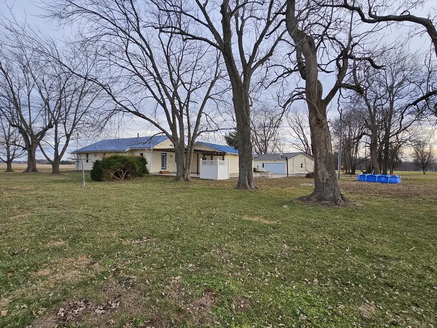 793 County Road 635 E, Wayne City, IL 62895 - Image #3