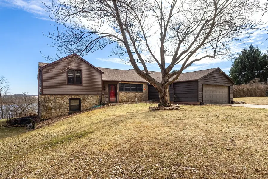 129 Bluff Boulevard, Princeton, IA 52768 - #2