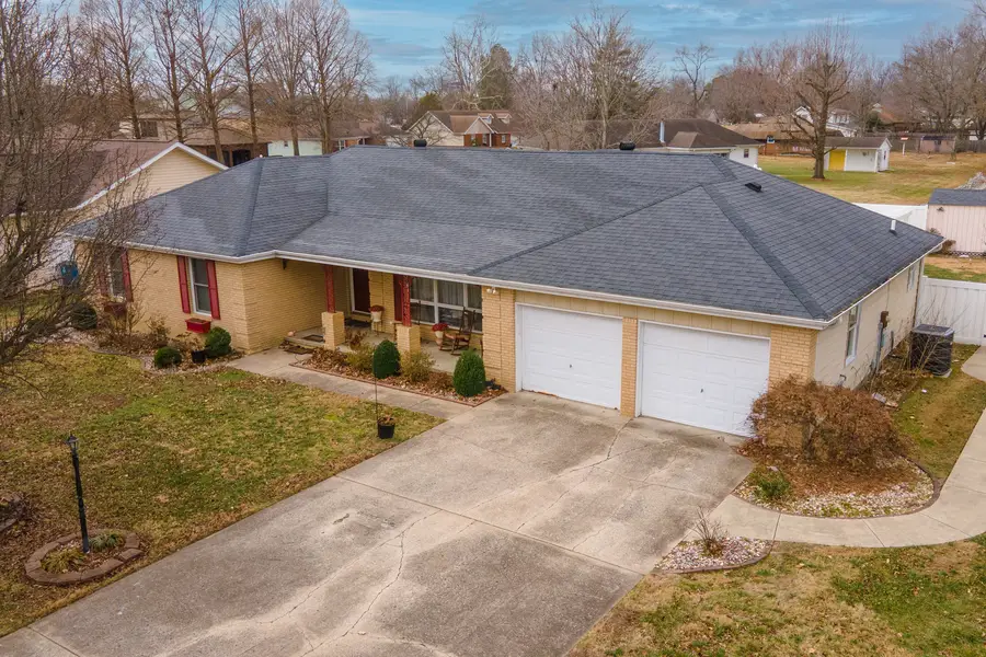 1402 Matthew Lane, Marion, IL 62959 - Image #2