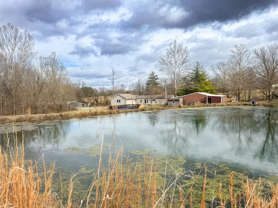 385 Toledo Cemetery Road, Cobden, IL 62920 - Image #2