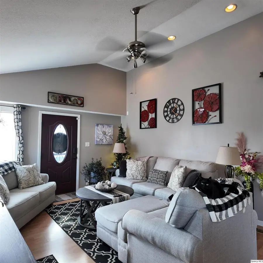 2727 College Ave., Quincy, IL 62301 - Image #2