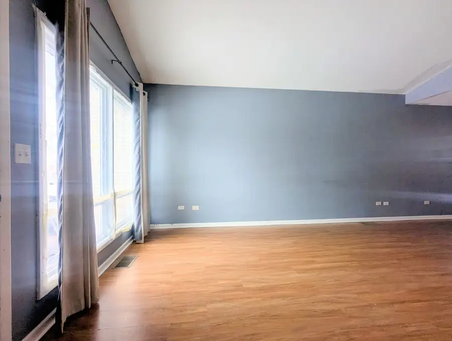 2209 Melrose Avenue, Waukegan, IL 60085 - #3